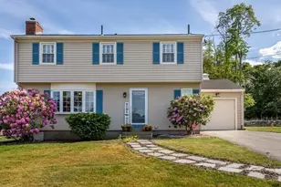 583 Whetstone Hill Rd, Somerset, MA 02726 - Photo 2