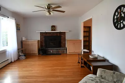 583 Whetstone Hill Rd, Somerset, MA 02726 - Photo 2