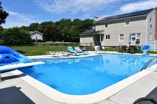 583 Whetstone Hill Rd, Somerset, MA 02726 - Photo 8