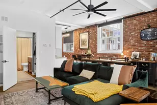 7 Crombie St, Salem, MA 01970 - Photo 2