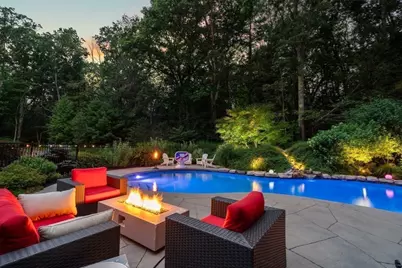 17 Noon Hill Avenue, Norfolk, MA 02056 - Photo 38