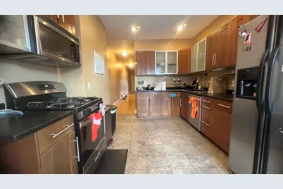 156 Harvard St #8, Brookline, MA 02446 - Photo 4
