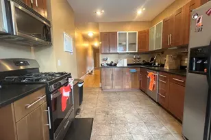 156 Harvard St, Brookline, MA 02446 - Photo 4