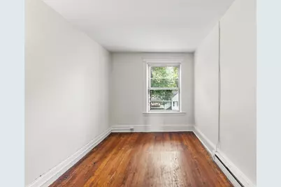 1447 Dwight St #3R, Holyoke, MA 01040 - Photo 8