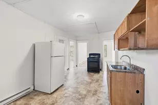 1447 Dwight St, Holyoke, MA 01040 - Photo 10