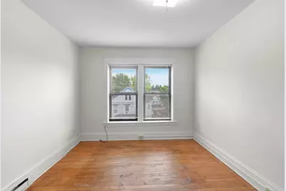 1447 Dwight St #3R, Holyoke, MA 01040 - Photo 4
