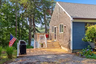 8 Theatre Dr, Falmouth, MA 02536 - Photo 2