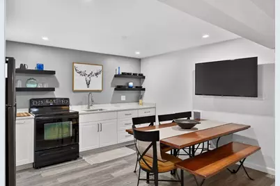 8 Theatre Dr, Falmouth, MA 02536 - Photo 26