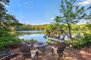 8 Theatre Dr, Falmouth, MA 02536 - Photo 2