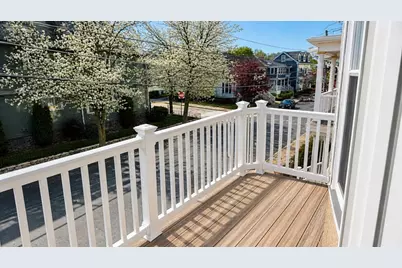 113 Hillsdale Rd #2, Somerville, MA 02144 - Photo 4