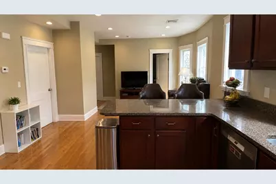 113 Hillsdale Rd #2, Somerville, MA 02144 - Photo 2