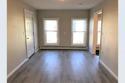 11 Noble St #2nd Fl, Westfield, MA 01085 - Photo 12