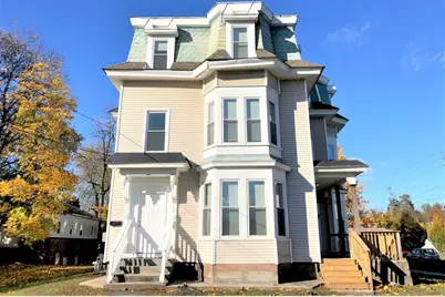 11 Noble St #2nd Fl, Westfield, MA 01085 - Photo 2