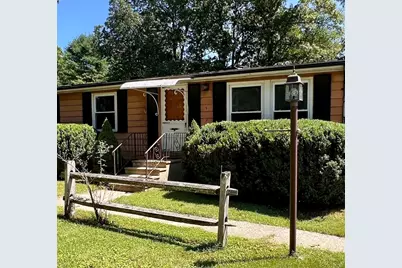 9 Maverick Drive, Brookfield, MA 01506 - Photo 2