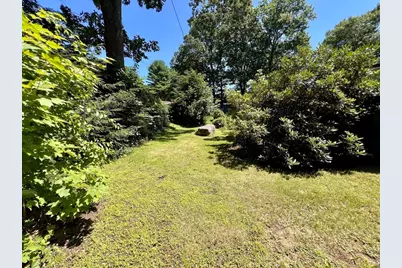 9 Maverick Drive, Brookfield, MA 01506 - Photo 4