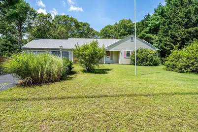 61 White Oak Trl, Barnstable, MA 02632 - Photo 1