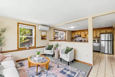 41 Mountain St #41, Woburn, MA 01801 - Photo 4