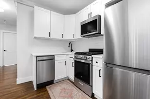 168 Endicott St, Boston, MA 02113 - Photo 1