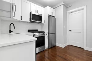 168 Endicott St, Boston, MA 02113 - Photo 2