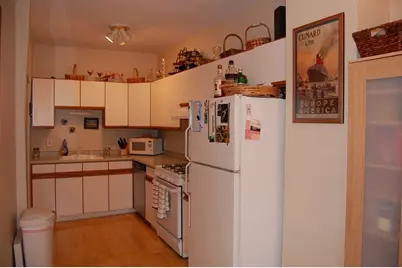 117 L Street #3, Boston, MA 02135 - Photo 4