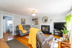 35 Rosaria St, Boston, MA 02122 - Photo 6