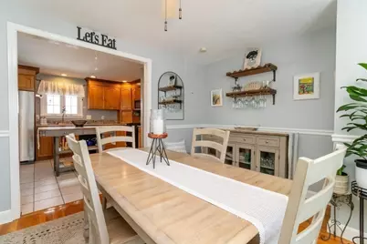 35 Rosaria St, Boston, MA 02122 - Photo 16