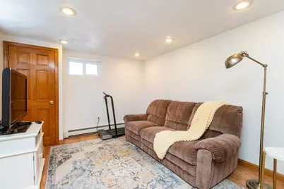 35 Rosaria St, Boston, MA 02122 - Photo 30