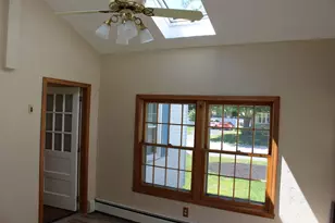 206 Debbie Dr, Leominster, MA 01453 - Photo 8