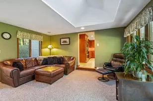 140 Thurlow St, Georgetown, MA 01833 - Photo 12