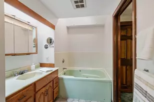 140 Thurlow St, Georgetown, MA 01833 - Photo 30