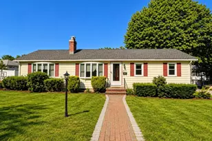 321 Washington St, Arlington, MA 02474 - Photo 1