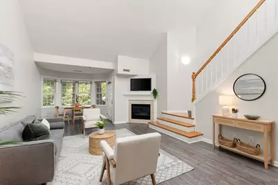 661 Lowell St #14, Lexington, MA 02420 - Photo 4