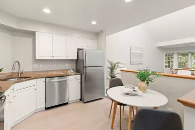 661 Lowell St #14, Lexington, MA 02420 - Photo 2
