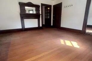 86 Chestnut St, Brookline, MA 02445 - Photo 4
