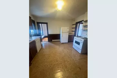 86 Chestnut St, Brookline, MA 02445 - Photo 10