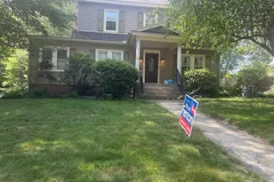 142 Springfield St, Springfield, MA 01107 - Photo 1
