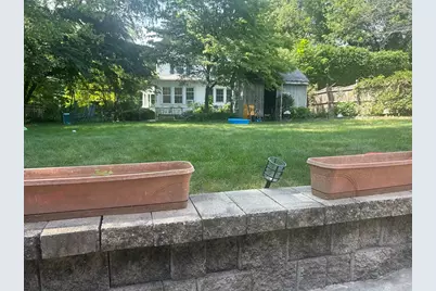 142 Springfield St, Springfield, MA 01107 - Photo 4