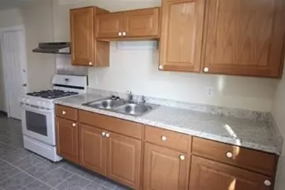 86 Baldwin #1, Lowell, MA 01852 - Photo 2