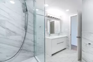 210 South St, Boston, MA 02111 - Photo 16