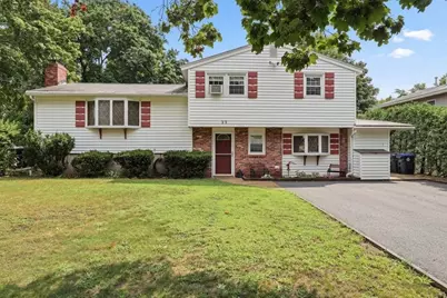 33 Rolling Ln, Hudson, MA 01749 - Photo 2