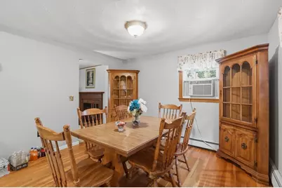 33 Rolling Ln, Hudson, MA 01749 - Photo 8