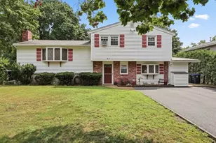 33 Rolling Ln, Hudson, MA 01749 - Photo 2