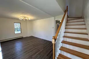 8 Pike St, Hopkinton, MA 01748 - Photo 10