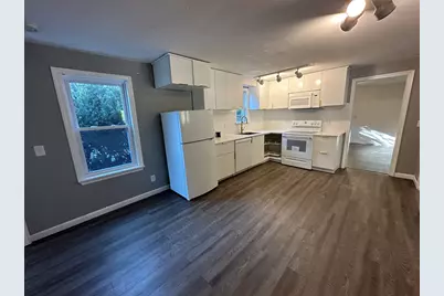8 Pike St, Hopkinton, MA 01748 - Photo 6