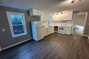 8 Pike St, Hopkinton, MA 01748 - Photo 6
