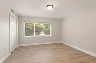 100 Pl Ln, Woburn, MA 01801 - Photo 12