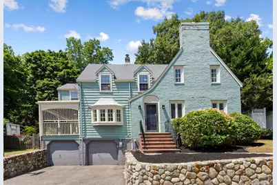49 Hillsdale Rd, Arlington, MA 02476 - Photo 1