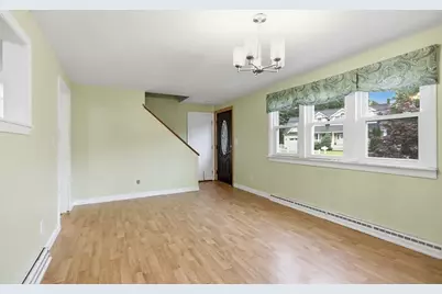 2 Westwood Street, Burlington, MA 01803 - Photo 10