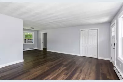 12 Terri Rd, Framingham, MA 01701 - Photo 10