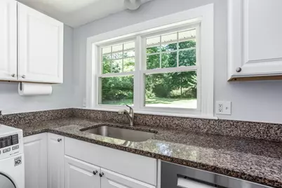 12 Terri Rd, Framingham, MA 01701 - Photo 16